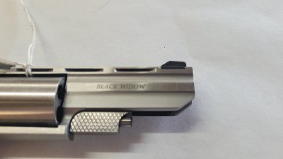 NORTH AMERICAN ARMS BLACK WIDOW .22 WMR - Image 4 of 10