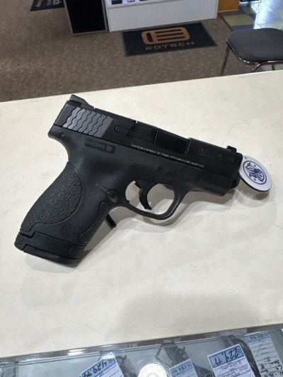 SMITH & WESSON M&P9 SHIELD 9 - Image 1 of 4