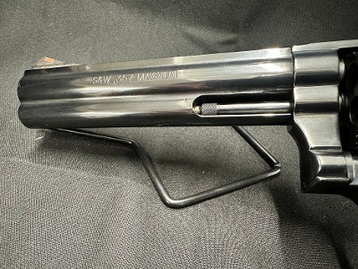 SMITH & WESSON 586 CLASSIC .357 MAG - Image 12 of 17
