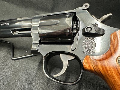 SMITH & WESSON 586 CLASSIC .357 MAG - Image 11 of 17