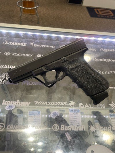 GLOCK 23 GEN 3 40 Smith & Wesson - Image 1 of 2