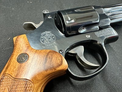 SMITH & WESSON 25 S&W CLASSICS .45 LC - Image 3 of 15