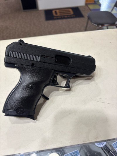 HI-POINT C9 - PISTOL 9MM LUGER (9x19 PARA) - Image 1 of 4