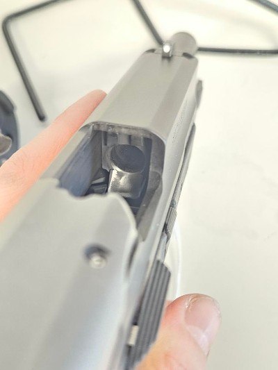 SMITH & WESSON M&P9 SHIELD 9MM LUGER (9x19 PARA) - Image 5 of 7