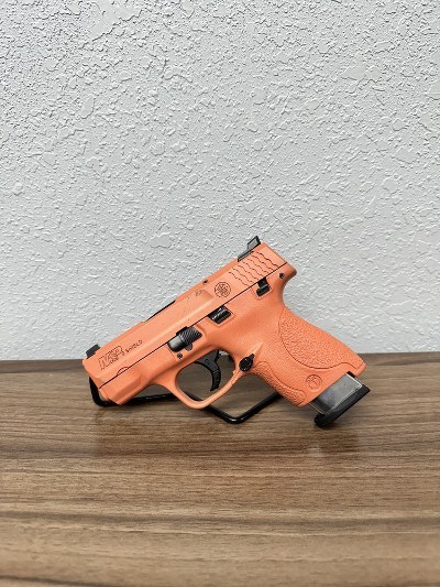 SMITH & WESSON M&P 9 SHIELD 9MM LUGER (9x19 PARA) - Image 1 of 7