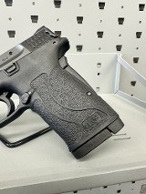 SMITH & WESSON ez 380 2.0 .380 ACP - Image 6 of 7