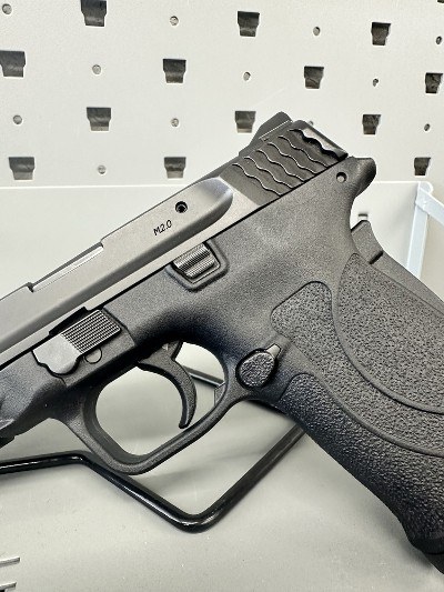 SMITH & WESSON ez 380 2.0 .380 ACP - Image 5 of 7