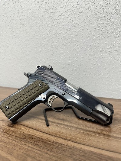 COLT 1911 COMBAT COMMANDER .45ACP - Image 6 of 7