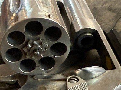SMITH & WESSON 686-6 .357 MAG - Image 4 of 4