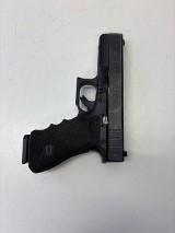 GLOCK 22 GEN 4 40 Smith & Wesson - Image 9 of 12