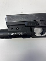 GLOCK 22 GEN 4 40 Smith & Wesson - Image 7 of 12