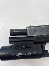 GLOCK 22 GEN 4 40 Smith & Wesson - Image 4 of 12