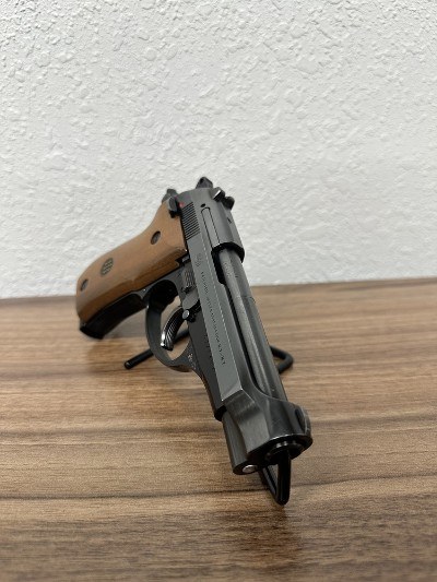 BERETTA 85B .380 ACP - Image 7 of 7