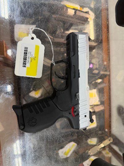 RUGER SR22 .22 LR - Image 1 of 2