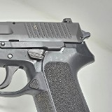 SIG SAUER SP2022 9MM LUGER (9x19 PARA) - Image 4 of 24