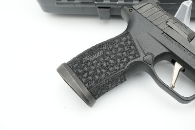 SIG SAUER P365 FUSE 9MM LUGER (9x19 PARA) - Image 14 of 18