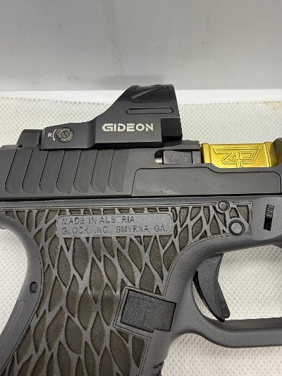 GLOCK G19C GEN 3 9MM LUGER (9X19 PARA) - Image 11 of 13