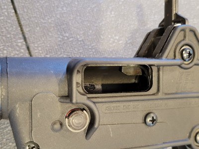 KELTEC SUB 2000 CARBINE 9MM LUGER (9x19 PARA) - Image 6 of 8