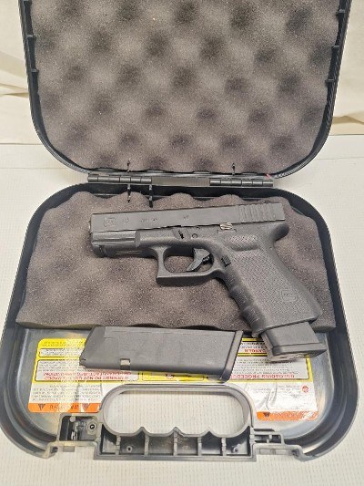 GLOCK 23 AUSTRIA 40 40 Smith & Wesson - Image 1 of 5