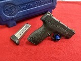 SMITH & WESSON M&p 40 shield Performance center .40 - Image 1 of 7