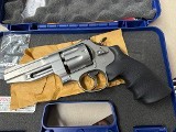 SMITH & WESSON 627 PRO PERFORMANCE .357 MAG - Image 6 of 9