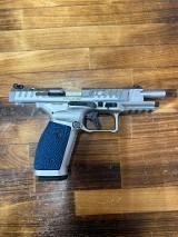 CANIK sfx rival w/blue grips 9MM LUGER (9x19 PARA) - Image 4 of 10