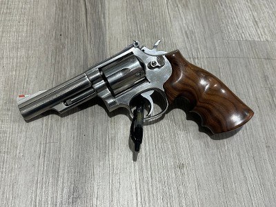 SMITH & WESSON 66-1 pinned barrel recessed cylinder .357 MAG - Image 1 of 16