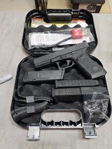 GLOCK 17 GEN 4 9MM LUGER (9x19 PARA) - Image 1 of 6
