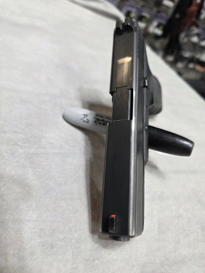GLOCK 17 GEN 4 9MM LUGER (9x19 PARA) - Image 4 of 6