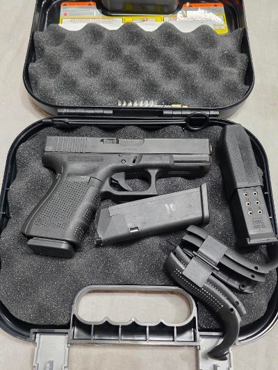GLOCK 19 BLUE LABEL 9MM LUGER (9x19 PARA) - Image 1 of 6