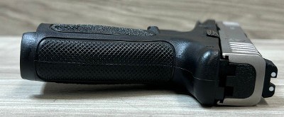 SMITH & WESSON SD9 2.0 9MM LUGER (9x19 PARA) - Image 8 of 11