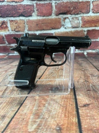 CZECH SMALL ARMS (CSA) 82 9x18MM MAKAROV - Image 4 of 6