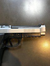 BERETTA 92XI 9MM LUGER (9X19 PARA) - Image 6 of 10