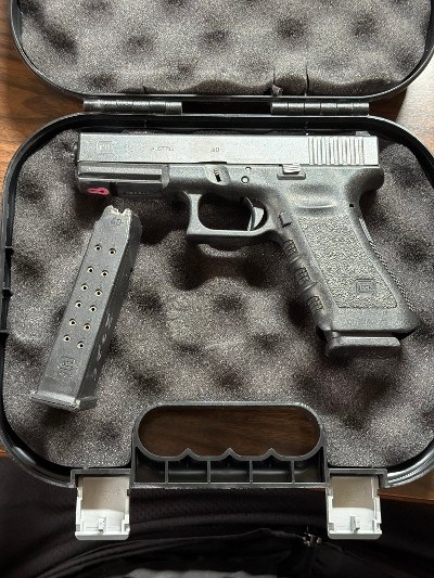 GLOCK G22 GEN 3.40 S&W - Image 2 of 6