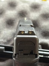 GLOCK G22 GEN 3.40 S&W - Image 3 of 6