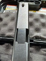 GLOCK G22 GEN 3.40 S&W - Image 5 of 6