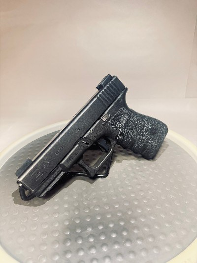 GLOCK 23 GEN 3 .40 S&W - Image 1 of 4
