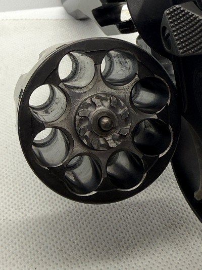 SMITH & WESSON 327 PERFORMANCE .357 MAG - Image 12 of 13