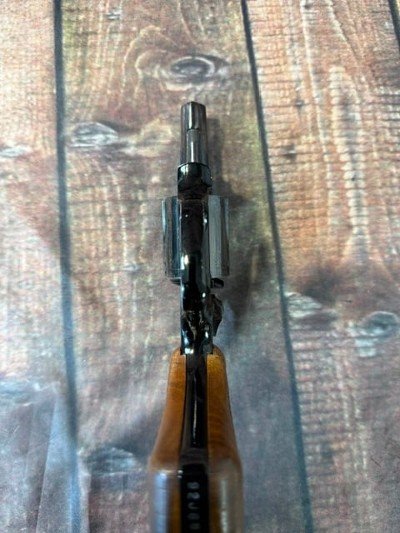 SMITH & WESSON 37 no dash airweight .38 SPL - Image 5 of 7