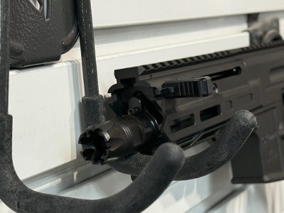 CMMG DISSENT .300 AAC BLACKOUT - Image 6 of 12
