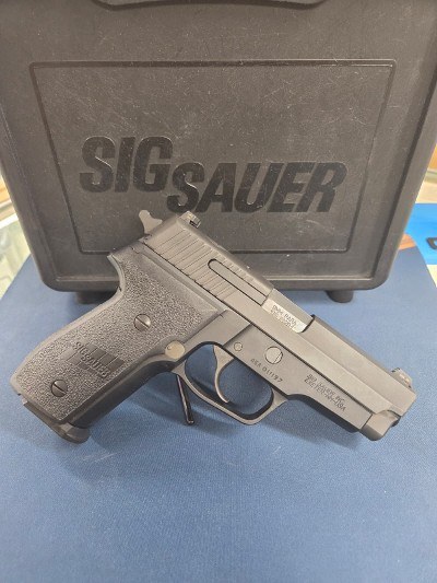 SIG SAUER M11-A1 COMPACT 9MM LUGER (9X19 PARA) - Image 1 of 3
