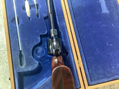 SMITH & WESSON 27-2 .38 SPECIAL/.357 MAGNUM - Image 11 of 25