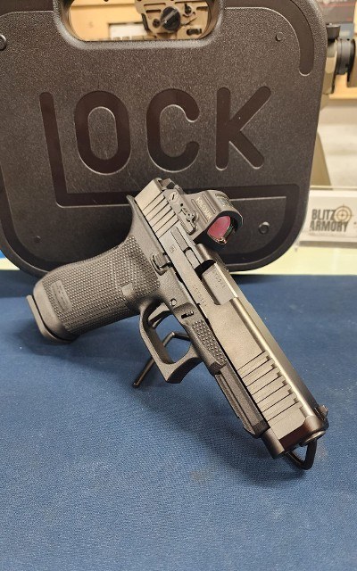 GLOCK G17 GEN6 9MM LUGER (9x19 PARA) - Image 3 of 5