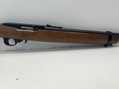 RUGER 10/22 .22 LR - Image 7 of 11