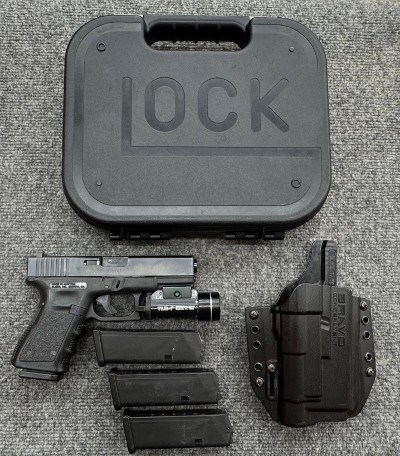 GLOCK G23 V .40 S&W - Image 1 of 10