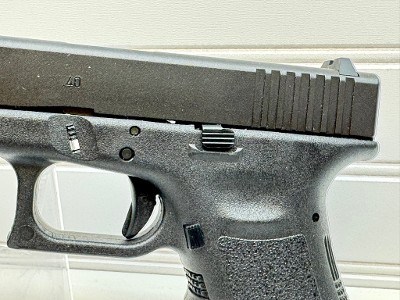 GLOCK g22c .40 S&W - Image 11 of 25