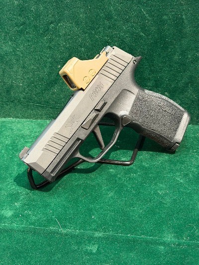 SIG SAUER P-365 X 9MM LUGER (9x19 PARA) - Image 1 of 2