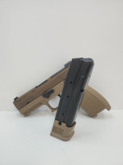 SIG SAUER P320 M18 9MM LUGER (9x19 PARA) - Image 12 of 12