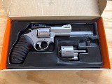 TAURUS 692 TRACKER .357 MAG - Image 1 of 4