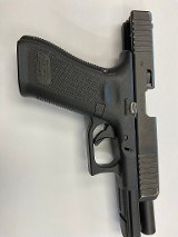 GLOCK G22 GEN5 .40 CALIBER - Image 2 of 7
